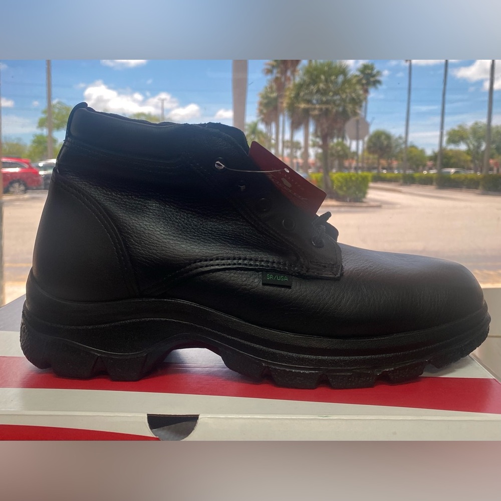 Thorogood 834-6906 PL Toe Chukka Boot Size : 9